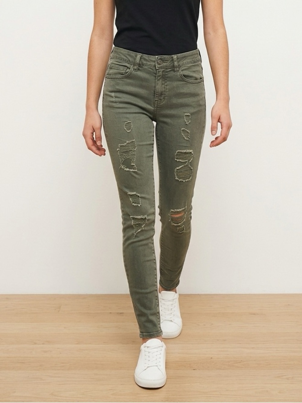 American Eagle Outfitters Olive Skinny Jeans | Size 6